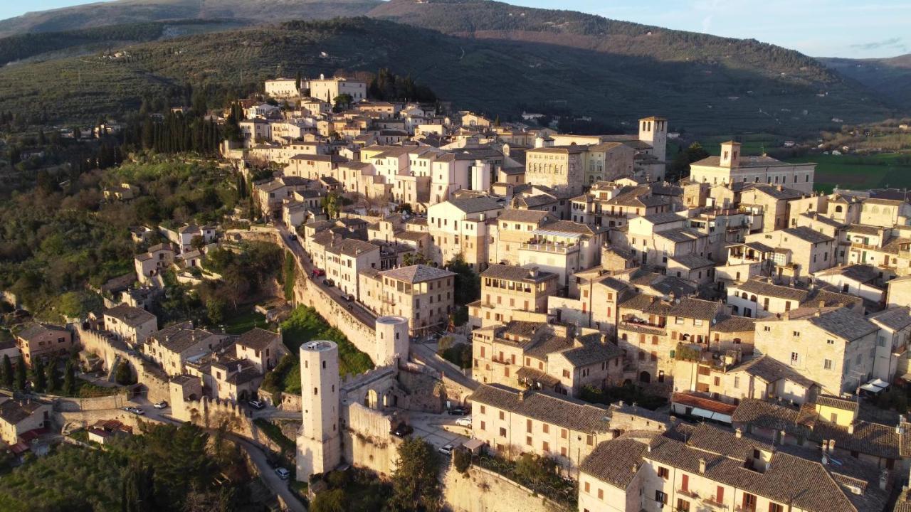 Turchese Leilighet Spello Eksteriør bilde